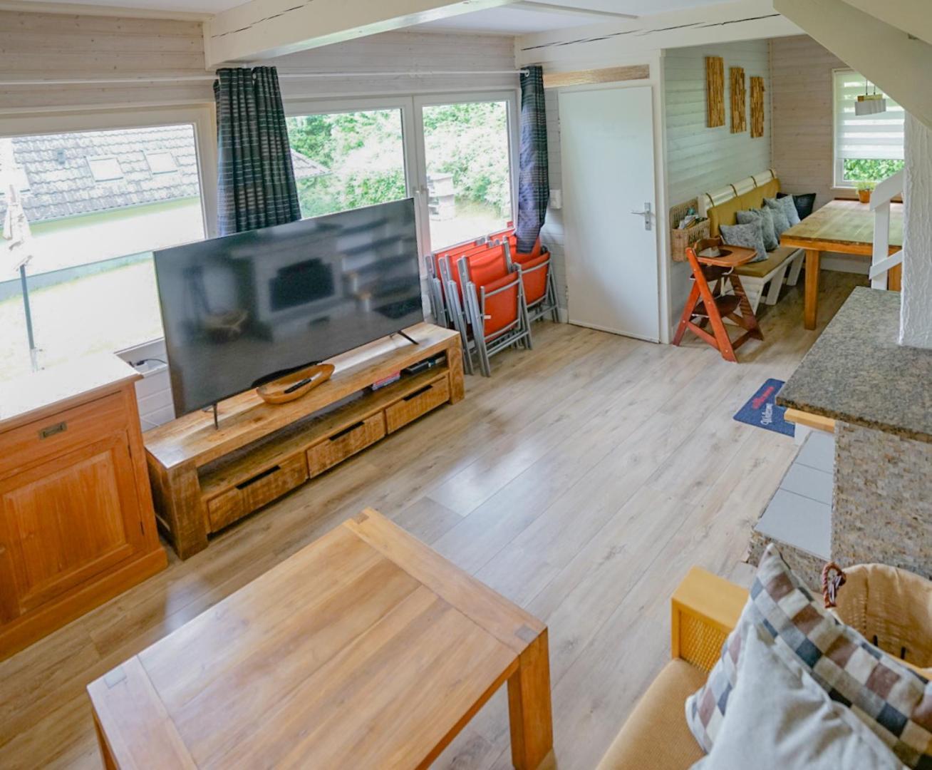 Ferienhaus "Gestiefelter Kater" Am See Im Bergland Kirchheim  Exteriör bild