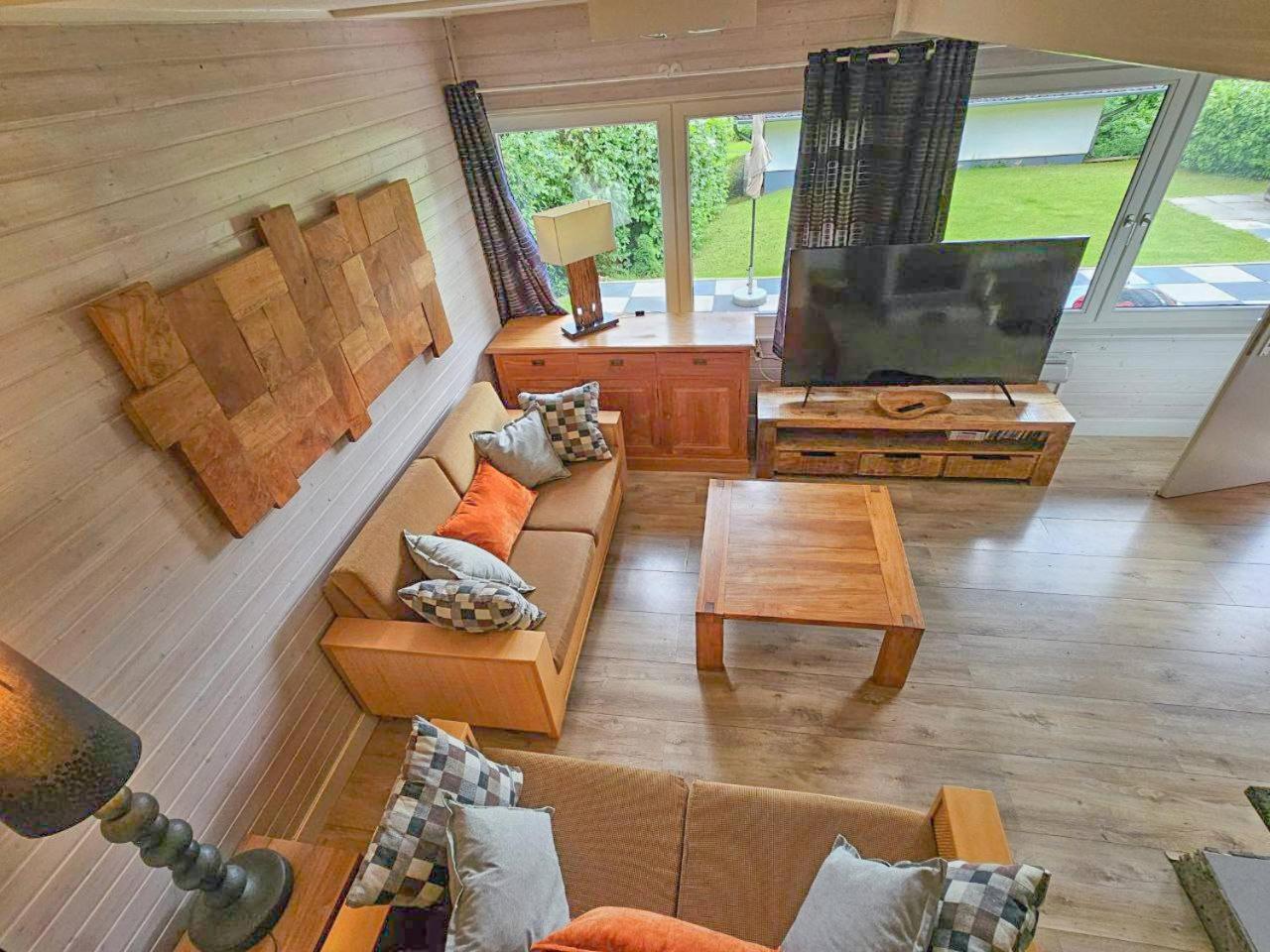 Ferienhaus "Gestiefelter Kater" Am See Im Bergland Kirchheim  Exteriör bild